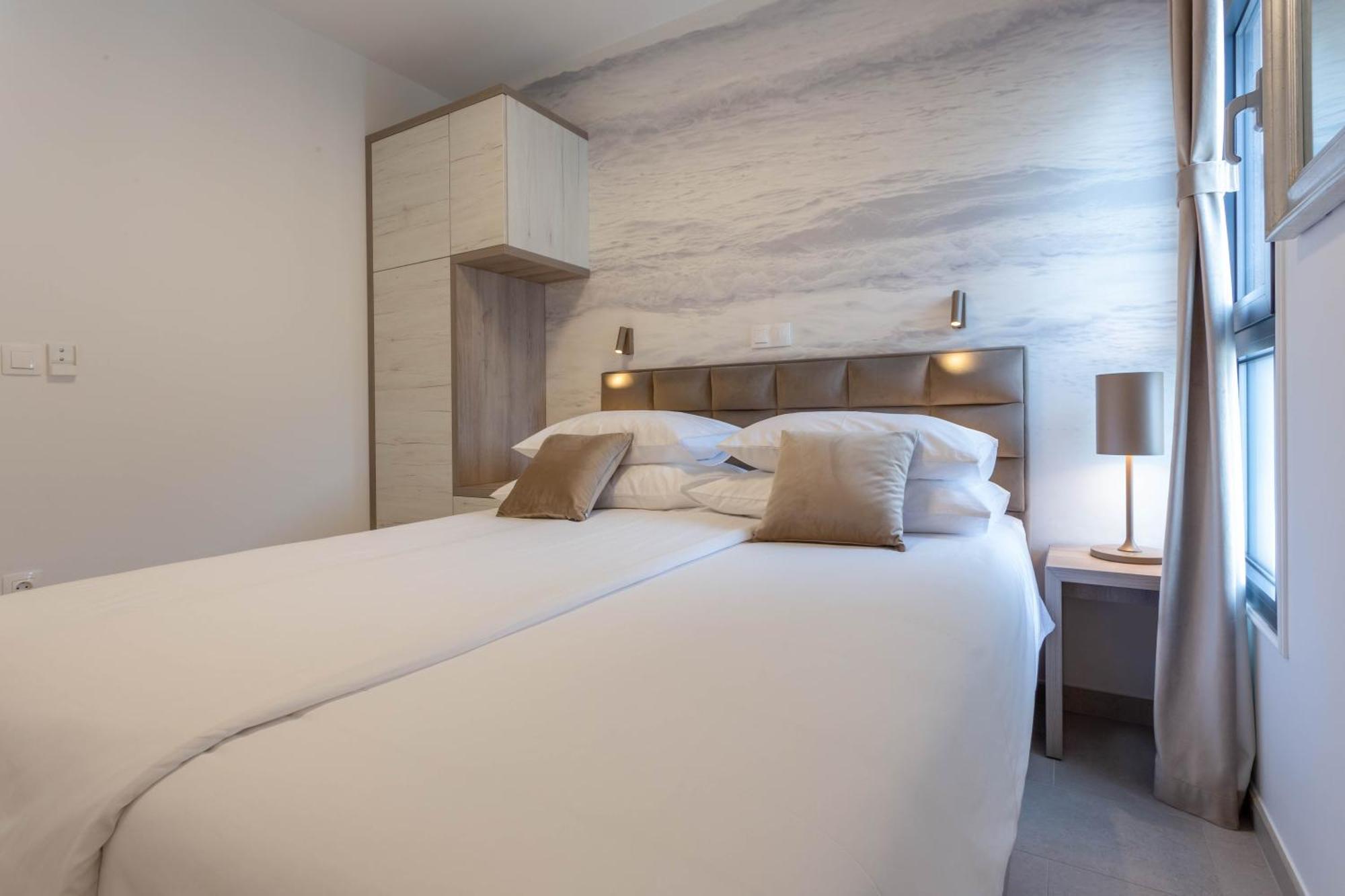 Grey House Apartment Бол Екстериор снимка