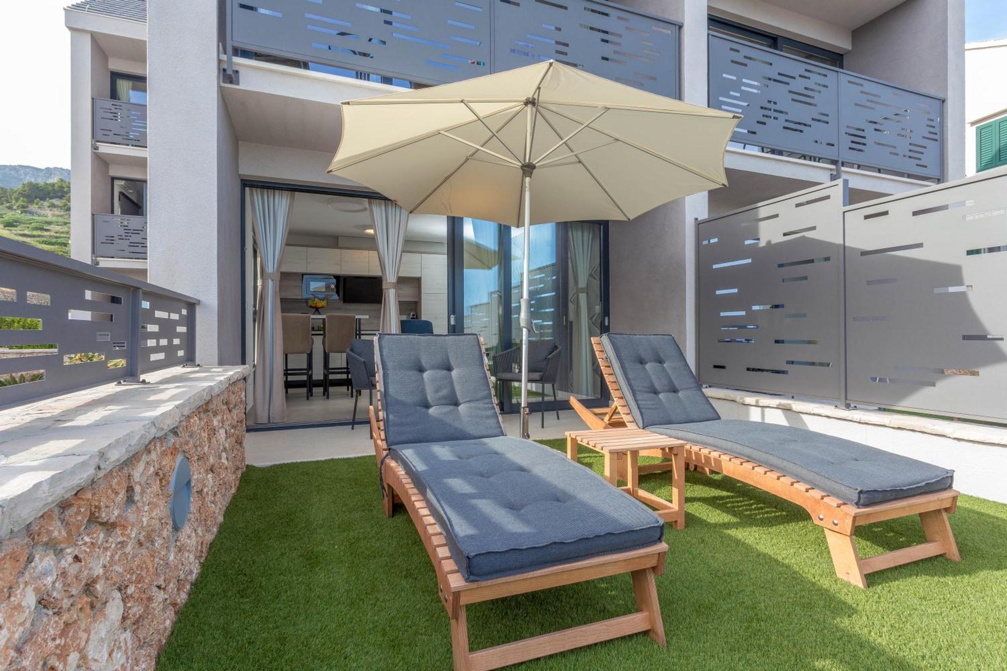 Grey House Apartment Бол Екстериор снимка